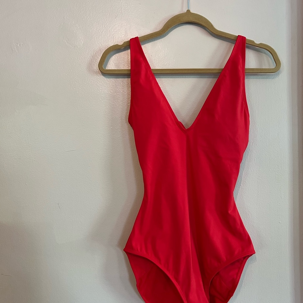 TA3 Swim Sculpting Swimwear Plungey Swimsuit in Medium